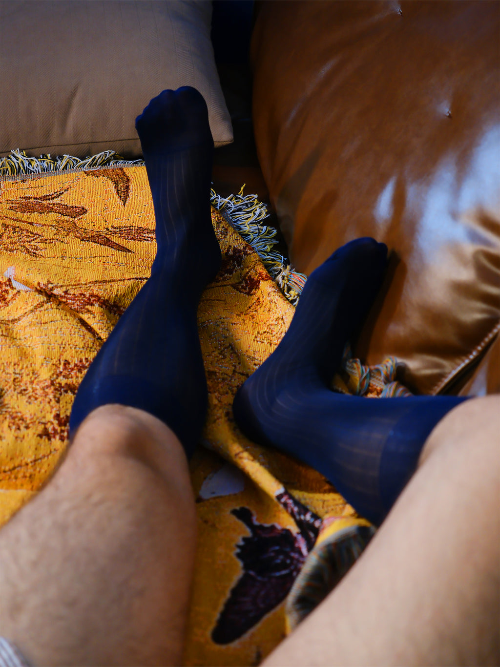 Wide-Stripe Sheer Men’s Socks – Bold Pattern with Silky Breathable Fit