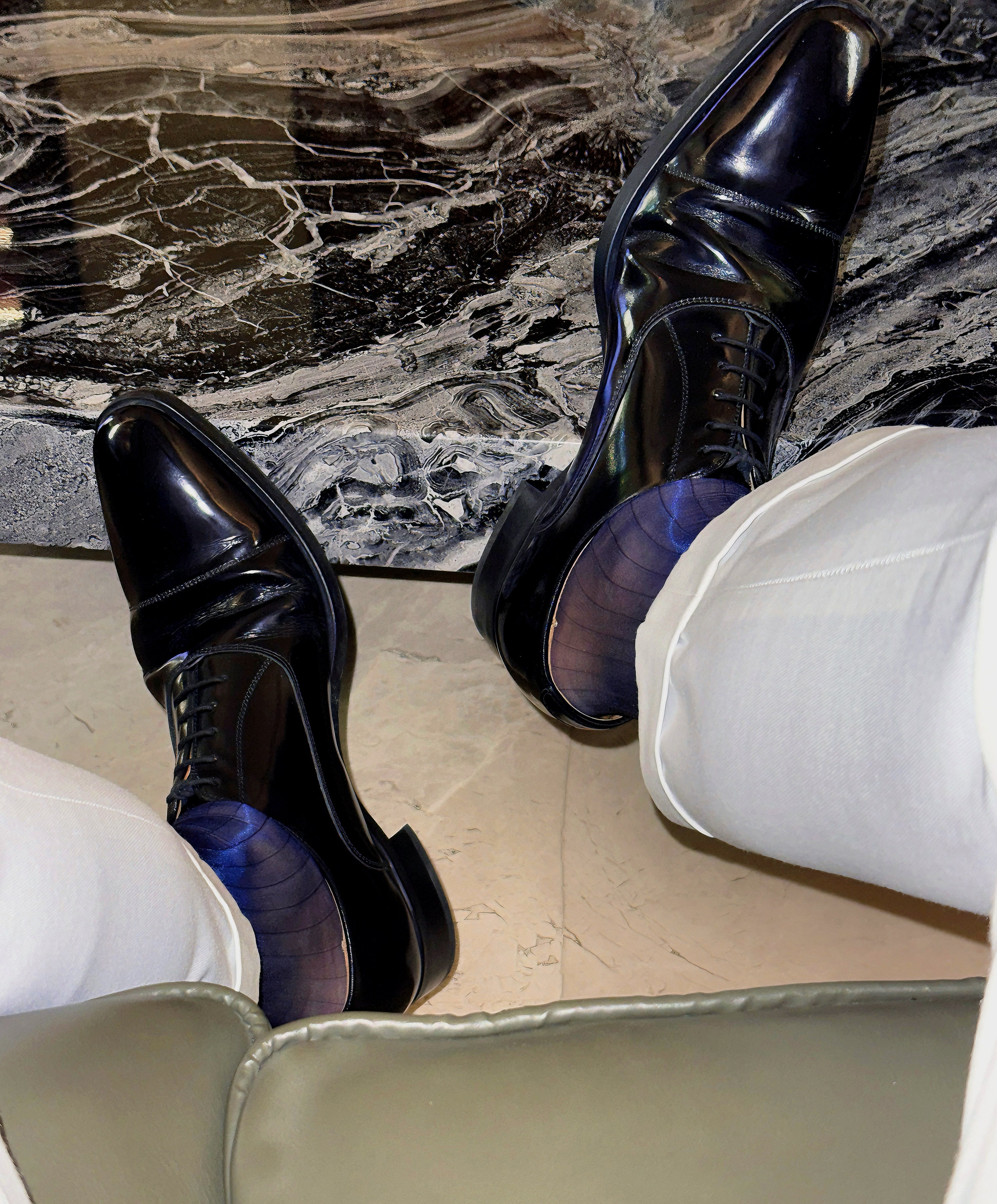 Blue - Radiance Stripe Ultra Sheer Men’s Stockings – 1D Silk - Blend with Liquid - Soft Touch - SHÉR