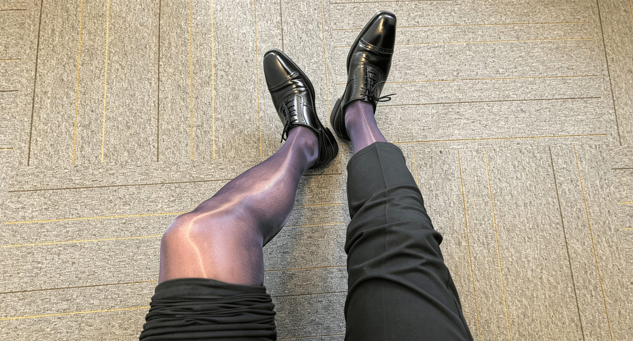 Cream - Gloss Ultra Stretch Men’s Pantyhose – 8D Silky Sheen with Powerful Flexibility - SHÉR